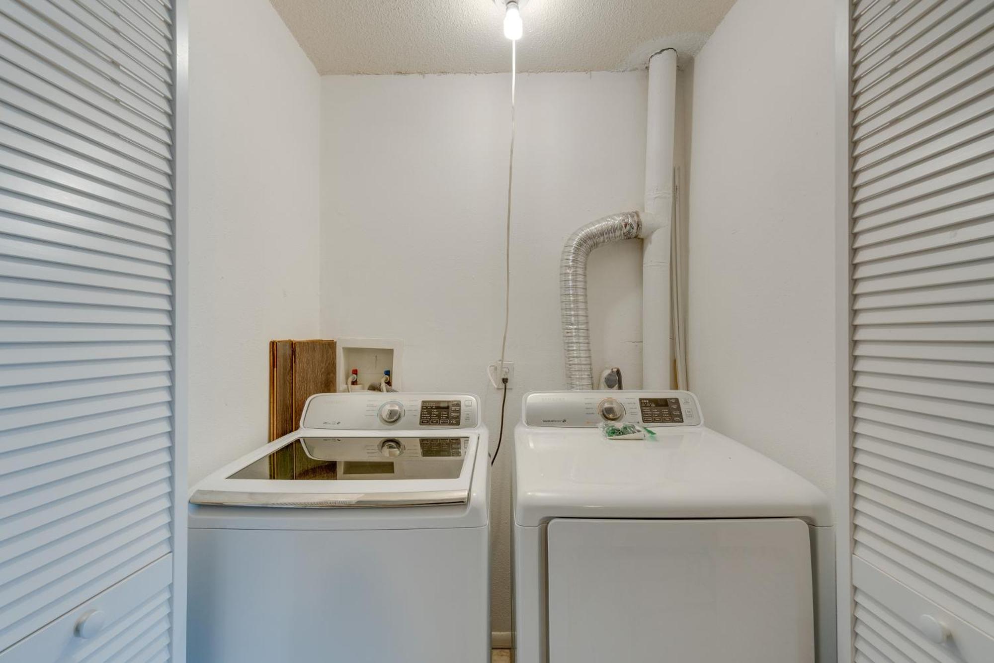 Updated Sienna Park Condo - 4 Miles To Siesta Key! Sarasota megye Kültér fotó