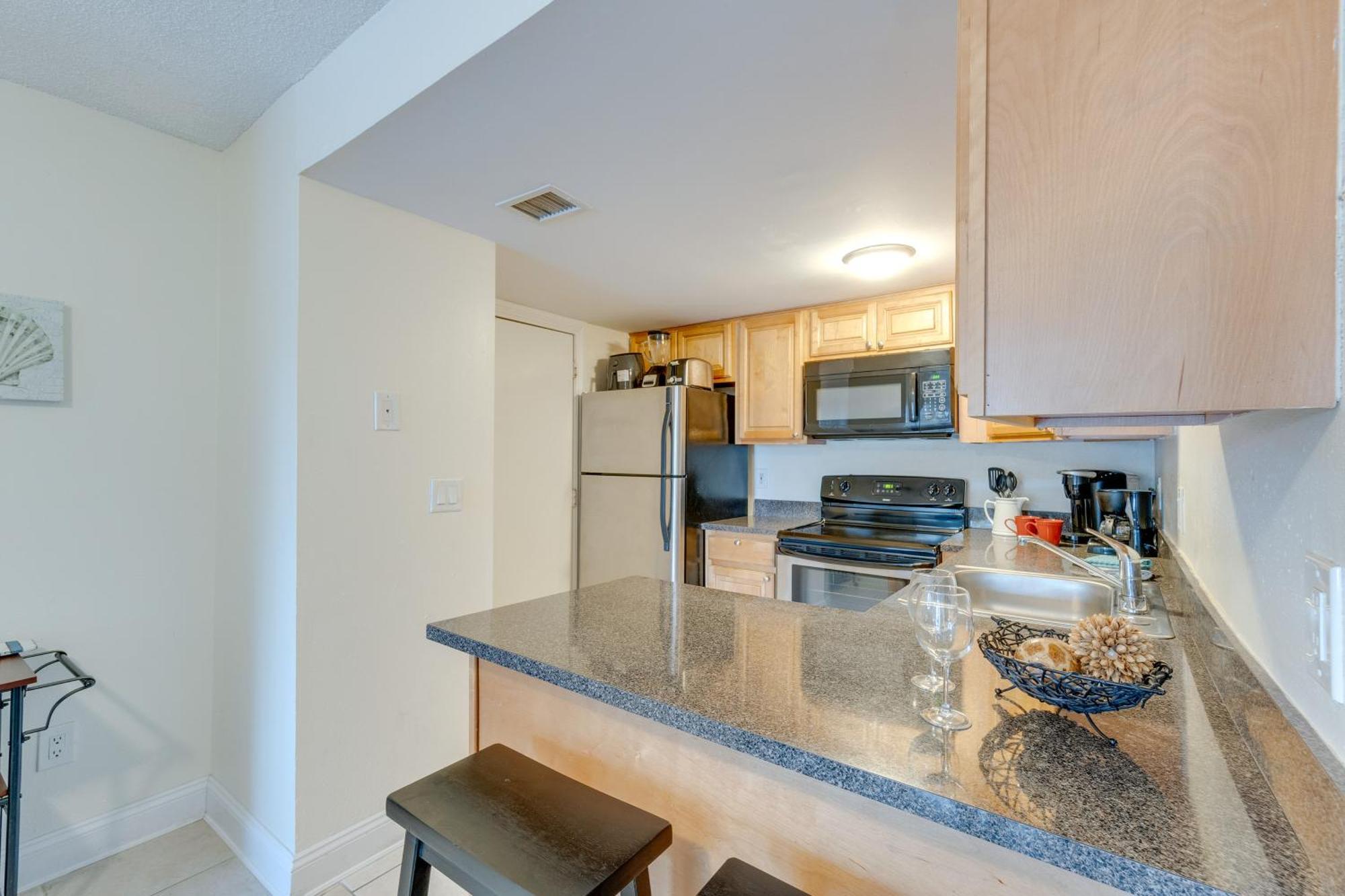 Updated Sienna Park Condo - 4 Miles To Siesta Key! Sarasota megye Kültér fotó